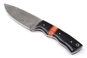Cuchillo de Caza y Camping de Acero de Damasco Hecho a Mano y Personalizable con Mango de Cuerno de Búfalo, Hoja Fija y Funda de Cuero OEM - Product Image 3