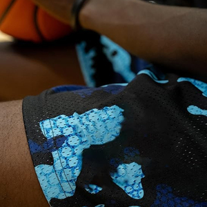 กางเกงวิ่งลายพรางผู้ชาย โลโก้แบบซับลิเมชั่นสั่งทำได้ ผ้าฝ้ายหนานุ่ม มีเชือกผูกเอว กางเกงออกกำลังกาย ขายส่งจำนวนมาก - Product Image 2