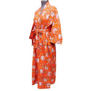 Robe Kimono 100% Coton Dessinée à la Main, Peignoir Imprimé Numérique Floral, Col en V, Fermeture à Ceinture, Longueur Complète, Séchage Rapide pour Demoiselle d'Honneur - Product Image 2