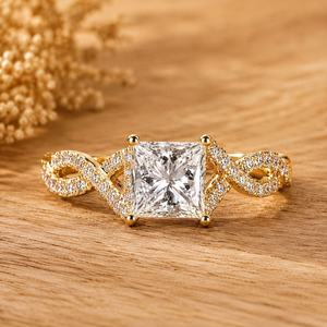 Anillo de compromiso clásico de oro macizo de 10K, 14K, 18K con diamante cultivado en laboratorio de corte princesa de 3 quilates y diamante de corte redondo de 1.10 quilates, certificado por IGI. - Product Image 1