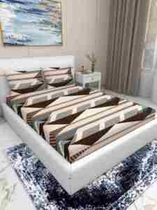 Parure de draps imprimée élégante et moderne en microfibre multi-brun 118 GSM, légère, écologique, durable, 300 fils, toutes saisons, pour la maison - Product Image 1