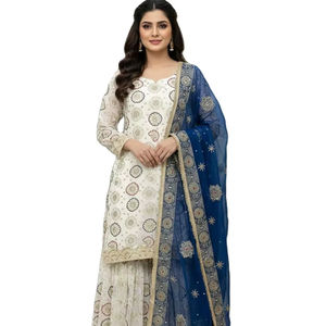 Presentamos Nuestro Vestido Anarkali Salwar Kameez con Cuello Redondo en Tela Georgette Sintética de Alta Calidad y Dupatta en Contraste para Fiestas - Product Image 1