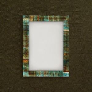 Cadre photo artisanal en bois et os incrusté |   Décor à motif chevron |   Décoration d'intérieur en bois faite à la main - Product Image 5