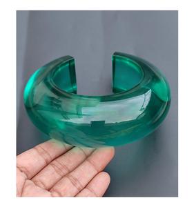 Brazaletes de Resina Hechos a Mano con Diseño Personalizado, Color y Forma Personalizables, Calidad Superior - Product Image 4