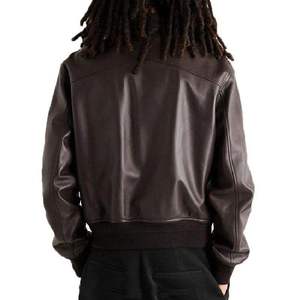 Blouson aviateur en cuir véritable pour homme, col rabattu, fermeture éclair, couleur unie, coupe classique, respirant, écologique - Product Image 4