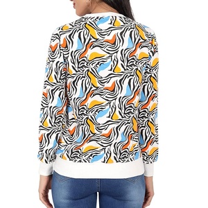 La mejor calidad, sudadera de mujer, ropa de calle, venta al por mayor, sudaderas personalizadas por sublimación para mujer, fabricadas en Pakistán - Product Image 2