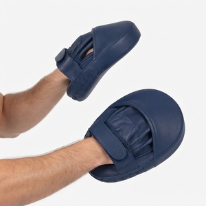 DUMELA INTERNATIONAL Cibles de boxe en cuir de vachette écologique, respirantes, durables, pour toutes les saisons, équipement d'entraînement - Product Image 4