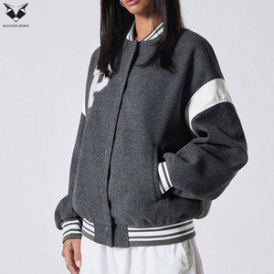 Blouson universitaire pour femme, manches longues, col boutonné, couleur unie, coupe classique, noir, avec bordure contrastante et lettre P sur le devant, idéal pour l'automne - Product Image 3