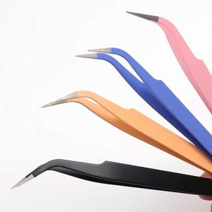 Ensemble de pinces à cils en acier inoxydable de précision avec pointes lisses, disponibles en plusieurs couleurs, pour l'application d'extensions de cils - Product Image 4