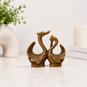 Figurine de cygne vintage SHUBHAM en métal, ornement de table décoratif, style européen, décoration d'intérieur, cadeau - Product Image 1