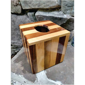Boîte à mouchoirs décorative en bois style noyer et érable, élégante, à rayures, pour rangement de papier de bureau, 5 pouces - Product Image 1