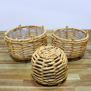 Hot Sales Handmade Water Hyacinth Hanging Baskets Round Natural Color With Plastic <b>Liner</b> For Indoor Outdoor Use - Product Image 6