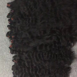 Cheveux humains bouclés indiens de qualité vierge brute, vente en gros, lots de cheveux humains bouclés doublement étirés, cheveux Remy, directement de l'usine - Product Image 1