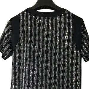 T-shirts décontractés pour hommes en polyester et coton, coupe classique, col rond, avec strass, anti-plis, grande taille disponible, de bonne qualité à prix abordable - Product Image 3