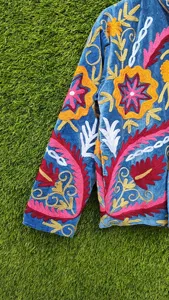 Chaqueta de terciopelo azul cielo de lujo con bordado Suzani para mujer, ropa exterior étnica bohemia floral hecha a mano - Product Image 5