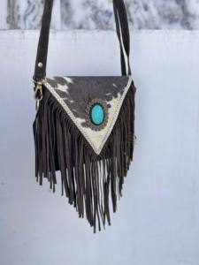 Bolso Bandolera de Cuero Vacuno con Flecos, Estilo Bohemio, con Piedra Turquesa, Bolso Elegante, Superventas, Tamaño Pequeño - Product Image 2
