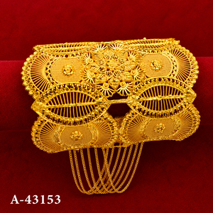 MOLL JEWELLERS A-43153 กำไลข้อมือโลหะผสมสังกะสีอินเทรนด์สำหรับผู้หญิงพร้อมดีไซน์ทรงเรขาคณิต ชุบทองและเงิน ประดับด้วยหินเพทาย เครื่องประดับสำหรับงานปาร์ตี้ - Product Image 1