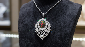 Colgante de Plata de Ley con Ópalo Natural de Rajastán Welo Fire y Alas Cristianas, de Lujo, para Niños, para Bodas y Fiestas - Product Image 3