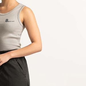 Camiseta sin mangas de punto acanalado informal para mujer, de algodón ecológico, de secado rápido, transpirable, con cuello redondo, para verano. - Product Image 2
