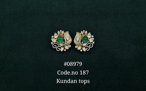 ต่างหูแบบติดหู 08979kundan ประดับเพชรซิคอน ต่างหูทองเหลืองชุบทอง รูปดอกไม้ สำหรับงานแต่งงาน งานเลี้ยง และเจ้าสาว - Product Image 3