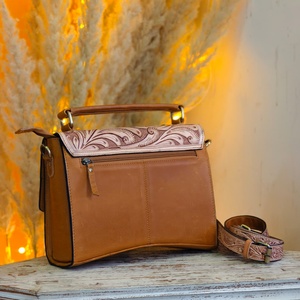 Hand Tooled Florals Carved Premium Quality 100% Genuine Leather Business Briefcase Laptop Handbags Vintage Fashionable Hand Bags - Product Image 3