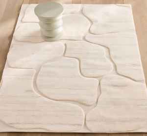 Alfombra de Lana Hecha a Mano con Forma Personalizada, Alfombra Moderna Abstracta Irregular de Diseño, Alfombra de Lujo Hecha a Mano - Product Image 1