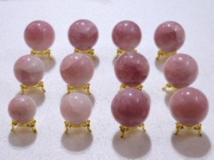 Esfera de Cuarzo Rosa, Piedras Preciosas, Suministros de Cristal al por Mayor, Esferas de Cristal Naturales Hechas a Mano, Resistentes al Agua, Amayra Crystals - Product Image 5