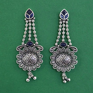 Boucles d'oreilles Chandelier, boucles d'oreilles classiques oxydées avec placage oxydé 811314 - Product Image 1