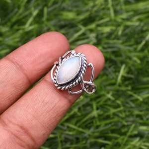 Anillo de piedra lunar hecho a mano, plata de ley 925, joyería de piedras preciosas naturales para mujer, regalo al por mayor - Product Image 6