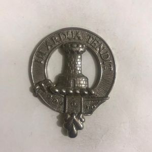 นี่คือตราสัญลักษณ์ของตระกูลแมคมิลแลน - Product Image 2