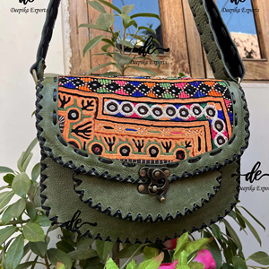 Sac à bandoulière en cuir véritable style Banjara, sac à main élégant gitane, sacs Boho brodés de styliste pour femmes - Product Image 1