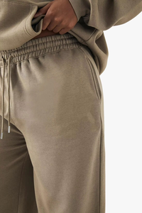 Conjunto Deportivo con Capucha para Mujer, Talla Grande, Color Sólido, Corte Holgado, Sudadera Larga y Pantalones Deportivos con Bolsillos Laterales - Product Image 3