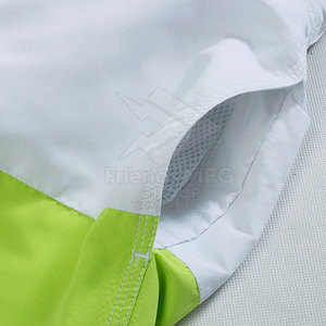 กางเกงว่ายน้ำเอวกลางที่ทนทานและเป็นมิตรกับสิ่งแวดล้อม พร้อมซับในนุ่มเพื่อความสบายเป็นพิเศษและการใช้งานได้ยาวนานในชีวิตประจำวัน - Product Image 5