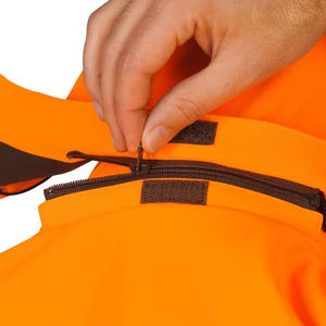 Veste de chasse pour homme personnalisée, couleur orange vif, imperméable, coupe-vent, respirante, en softshell, style safari, avec capuche amovible - Product Image 6