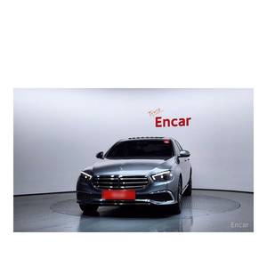 Mercedes-Benz Clase E E300e 4MATIC Exclusive Automático con Volante a la Izquierda y Cámara Trasera, Modelo Marzo 2023, 21,500 km - Product Image 3