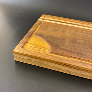 Planche à découper rectangulaire en bois de haute qualité, motif rayé, écologique, non toxique, antibactérienne, antidérapante, fabriquée au Vietnam - Product Image 3