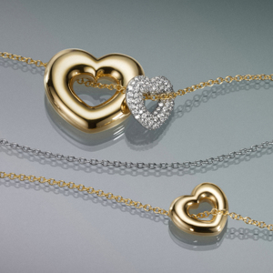 Collar con colgante de corazón en oro amarillo chapado en oro de 18 quilates con círculo de diamantes pavé y cadena tipo caja, joyería unisex de lujo. - Product Image 3
