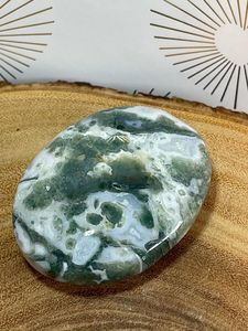 Pierre de paume en agate mousse naturelle en gros, cristal de guérison, pierre précieuse polie pour le Reiki, la méditation et la décoration intérieure de Aameena Agate - Product Image 5