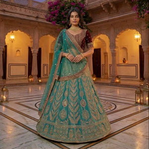 ชุดเลเฮนกาโชลีพร้อมผ้าคลุมไหล่ ผ้าไหมซาตินญี่ปุ่น ปักเลื่อม งานปักลายทันสมัย สำหรับงานปาร์ตี้ - Product Image 1