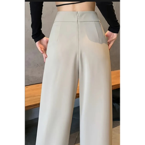 Pantalones anchos de mujer con cintura en V y doble botón, a menudo publicados como pantalones coreanos drapeados o pantalones palazzo de corte ajustado. - Product Image 3