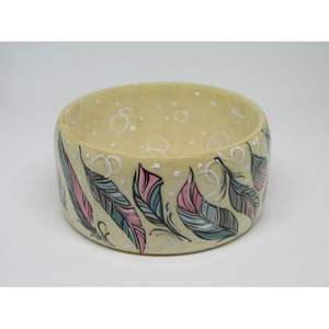 Accesorios Tradicionales para Bodas, Brazaletes de Madera Hechos a Mano con Patrón Floral - Product Image 3