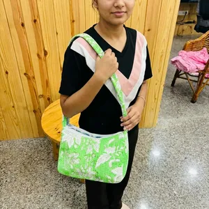 Bolso de hombro acolchado de algodón floral, bolso de mano reutilizable, ecológico, suave y acolchado, bolso tote para mujer, impresión personalizada, logotipo personalizado, venta al por mayor - Product Image 2