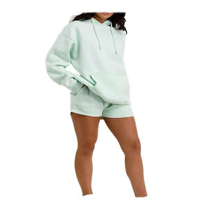 Conjunto de sudadera con capucha y pantalones cortos a la moda para mujer, conjunto de dos piezas a juego, ropa de calle. - Product Image 3