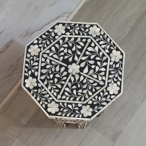 Mesa redonda de resina con incrustaciones de hueso auténtico, diseño moderno, para sala de estar. - Product Image 4