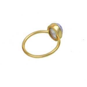 Anillo de Piedra Lunar Arcoíris Azul Natural de Alta Calidad al por Mayor, Anillo Ovalado con Bisel Chapado en Oro, Joyería Fina para Mujer, OEM ODM - Product Image 6