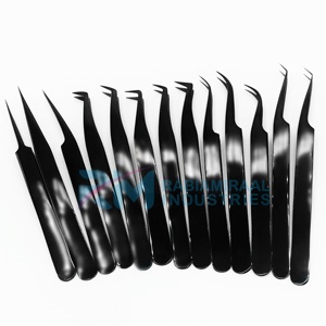 Pince à épiler RMI Plain Grip Shin Black Plasma Color anti-magnétique pour extensions de cils, pointe lisse, précision, acier inoxydable, 14cm/12cm - Product Image 3