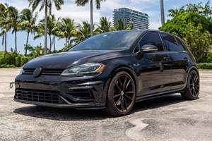 Volkswagen Golf Alltrack <span class=keywords><strong>SE</strong></span> 2019 Usado, ~<span class=keywords><strong>21</strong></span>,700 Millas, Transmisión Manual de 6 Velocidades, Tracción en las Cuatro Ruedas, 1 Dueño, Sin Modificaciones - Product Image 3