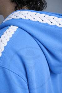 ชุดวอร์มสีน้ำเงินสำหรับผู้ชายแบบใหม่ เสื้อฮู้ดและกางเกงจ็อกเกอร์ ชุดกีฬาสวมใส่สบายสำหรับการฝึกซ้อม ยิม และสตรีทแวร์ - Product Image 4