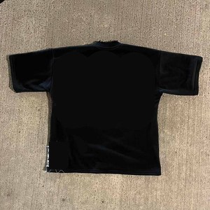 Camiseta Oversize Lisa de Alta Calidad con Diseño de Hombros Caídos, Camiseta Personalizable para Hombre, Estilo Hip Hop, Precio al por Mayor - Product Image 3