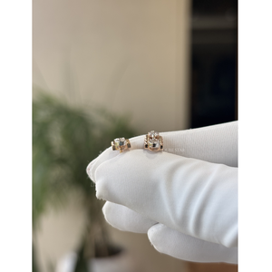 Boucles d'oreilles clous ouvertes en diamant de laboratoire rond 0,40 ct, or 14 carats, barre tressée, bijoux fins contemporains minimalistes pour femme - Product Image 2
